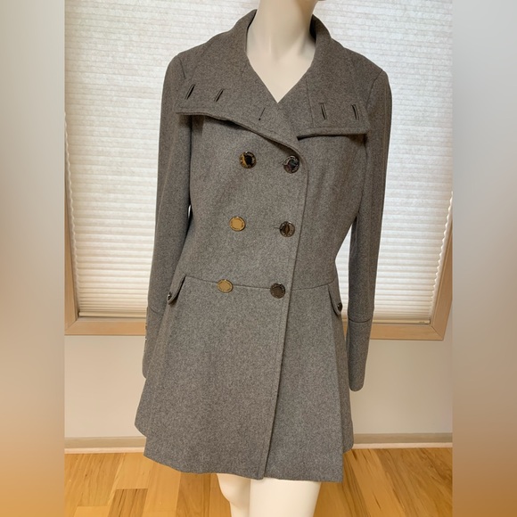 Calvin Klein Size 10 Double Breasted Skirted Coat. Grey. Like New. - Picture 2 of 8
